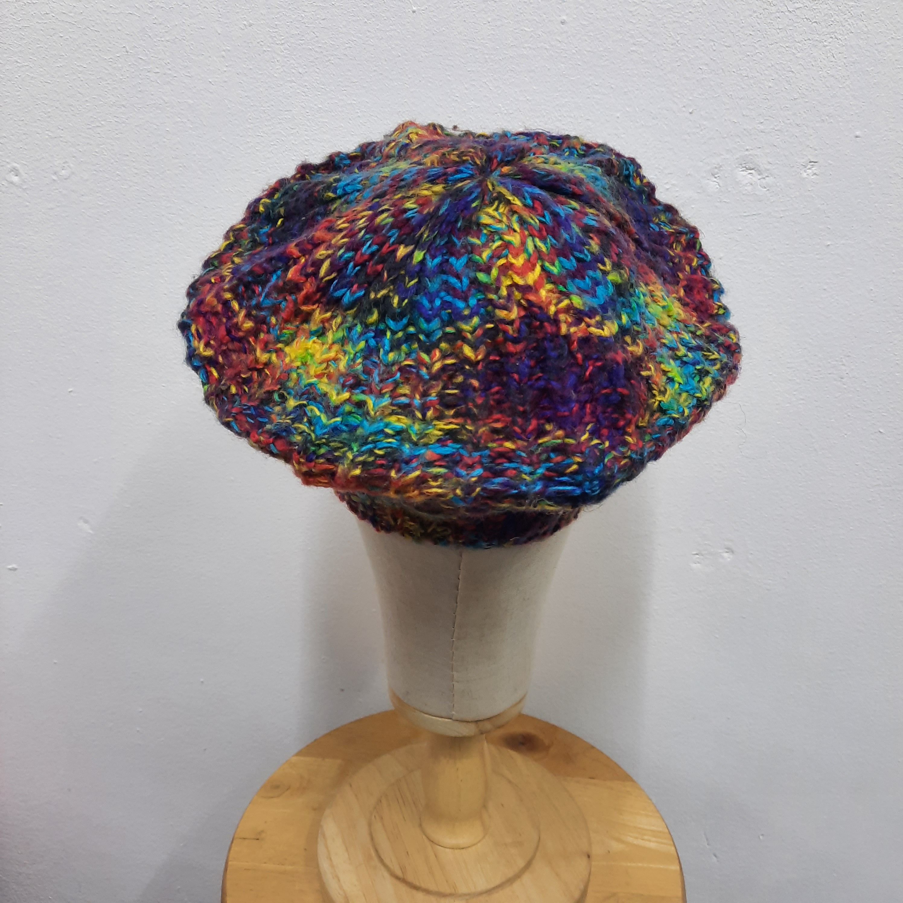 Japanese Brand 💥 Forever 21 rainbow knit beret hat Size ONE SIZE - 3 Thumbnail