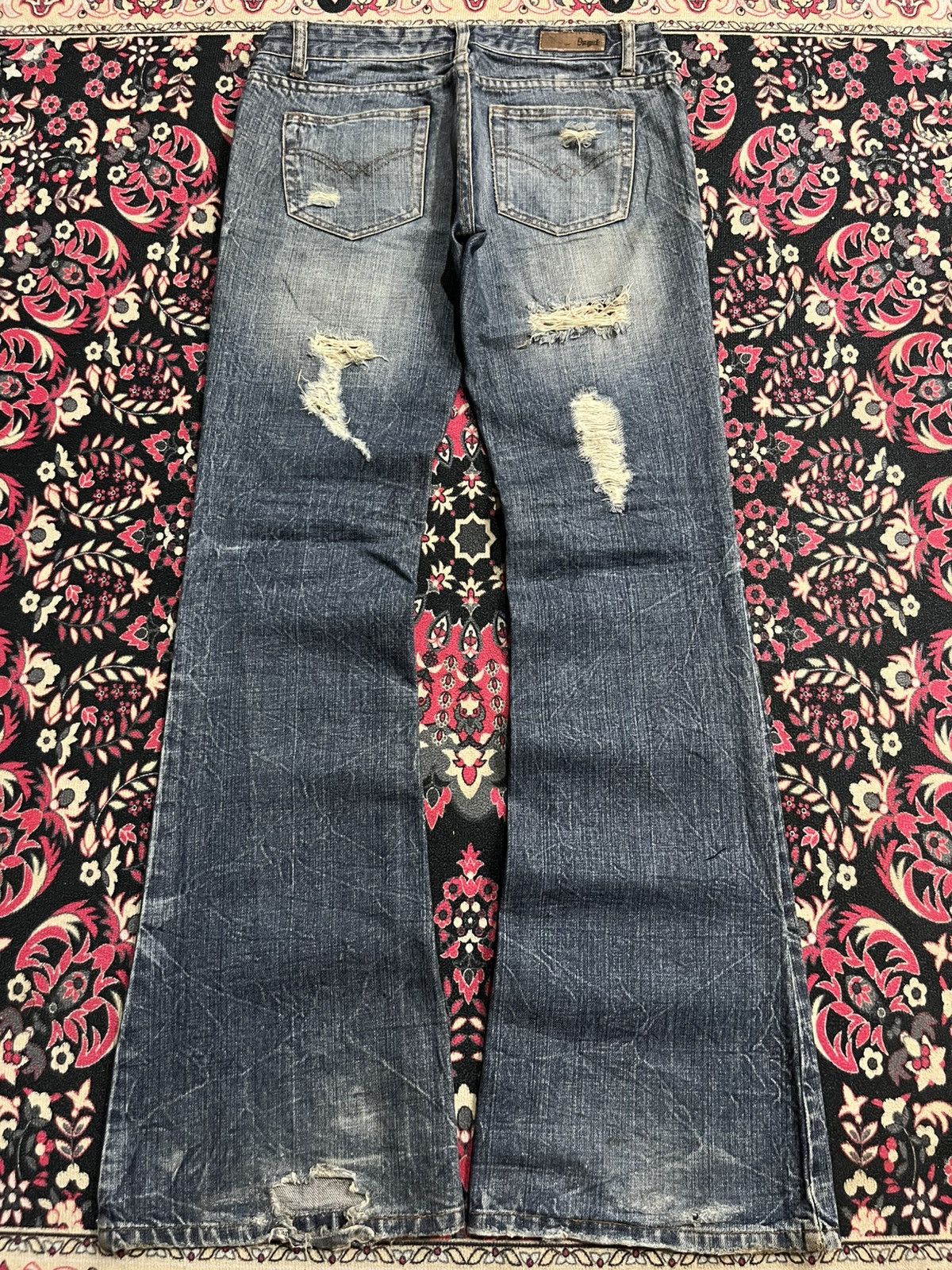 Japanese Brand Japanese Brand Ingni Distressed Blue Washed Flare Jeans Size 28" / US 6 / IT 42 - 2 Thumbnail