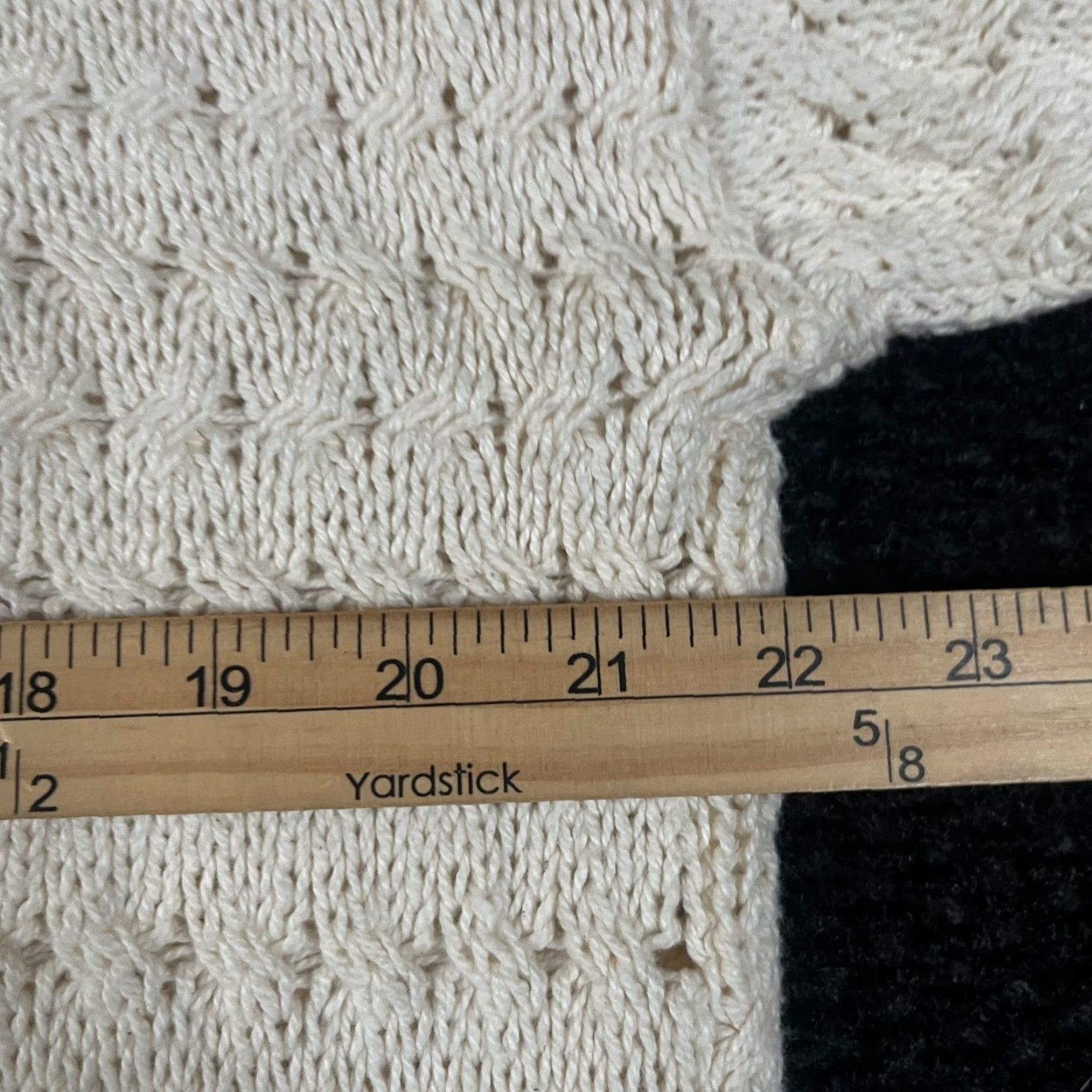 Vintage T.L.C. Mens M Ivory Crew Neck Cable Knit Sweater Vintage United States Made in USA Cotton Pullover Size US M / EU 48-50 / 2 - 7 Thumbnail