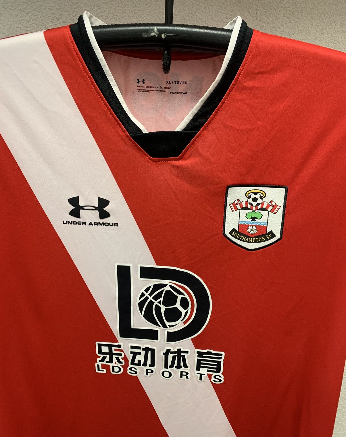 Under Armour Ings 9 Southampton under armour Xl size soccer jersey Size US XL / EU 56 / 4 - 5 Thumbnail