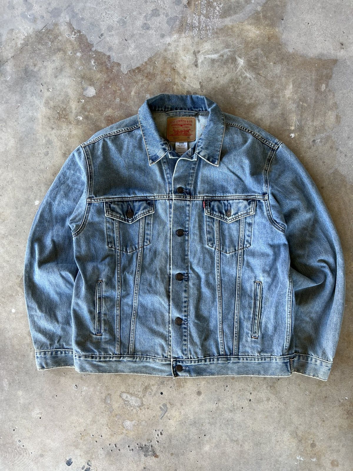 Levi's Vintage Essential Levi’s Workwear Denim Jacket Size US XL / EU 56 / 4 - 2 Thumbnail