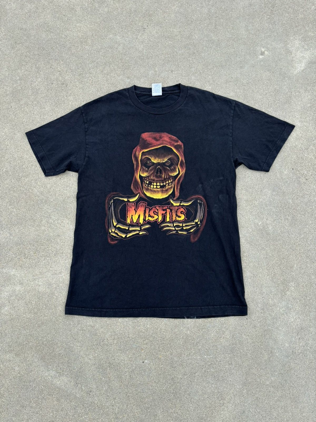 Band Tees Vintage 2008 Misfits Crimson Ghost T Shirt Size US L / EU 52-54 / 3 - 1 Thumbnail