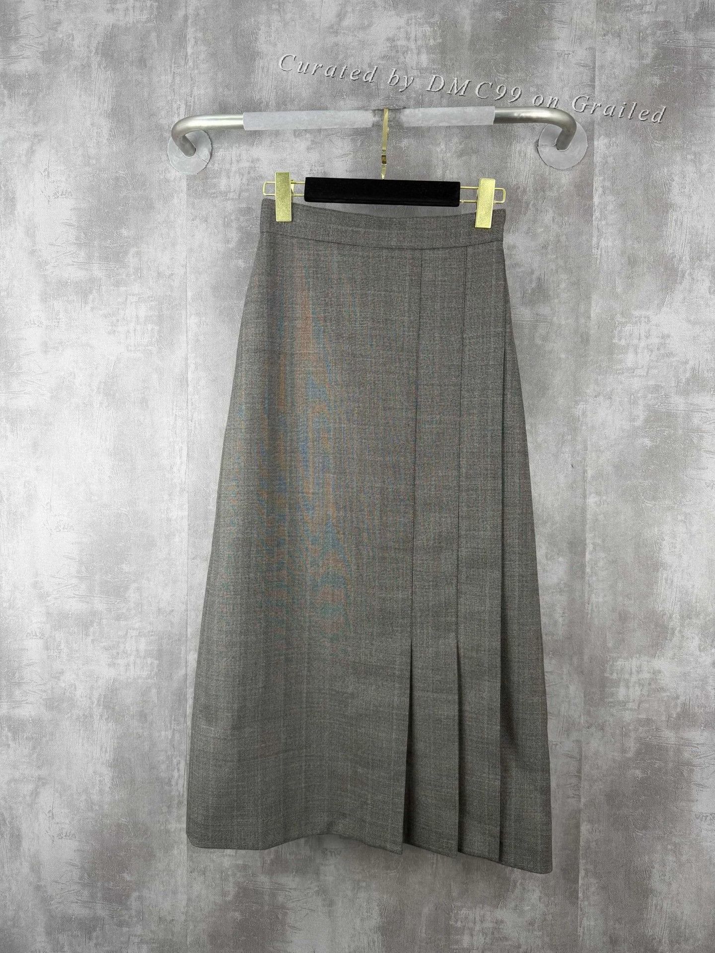 Gucci Gucci Slit Pleated Wool Skirt Size 36" / US 14 / IT 50 - 1 Thumbnail