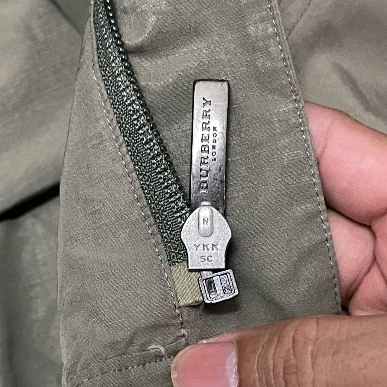 Burberry Vintage Burberry London Zipper Jacket Size US M / EU 48-50 / 2 - 11 Thumbnail
