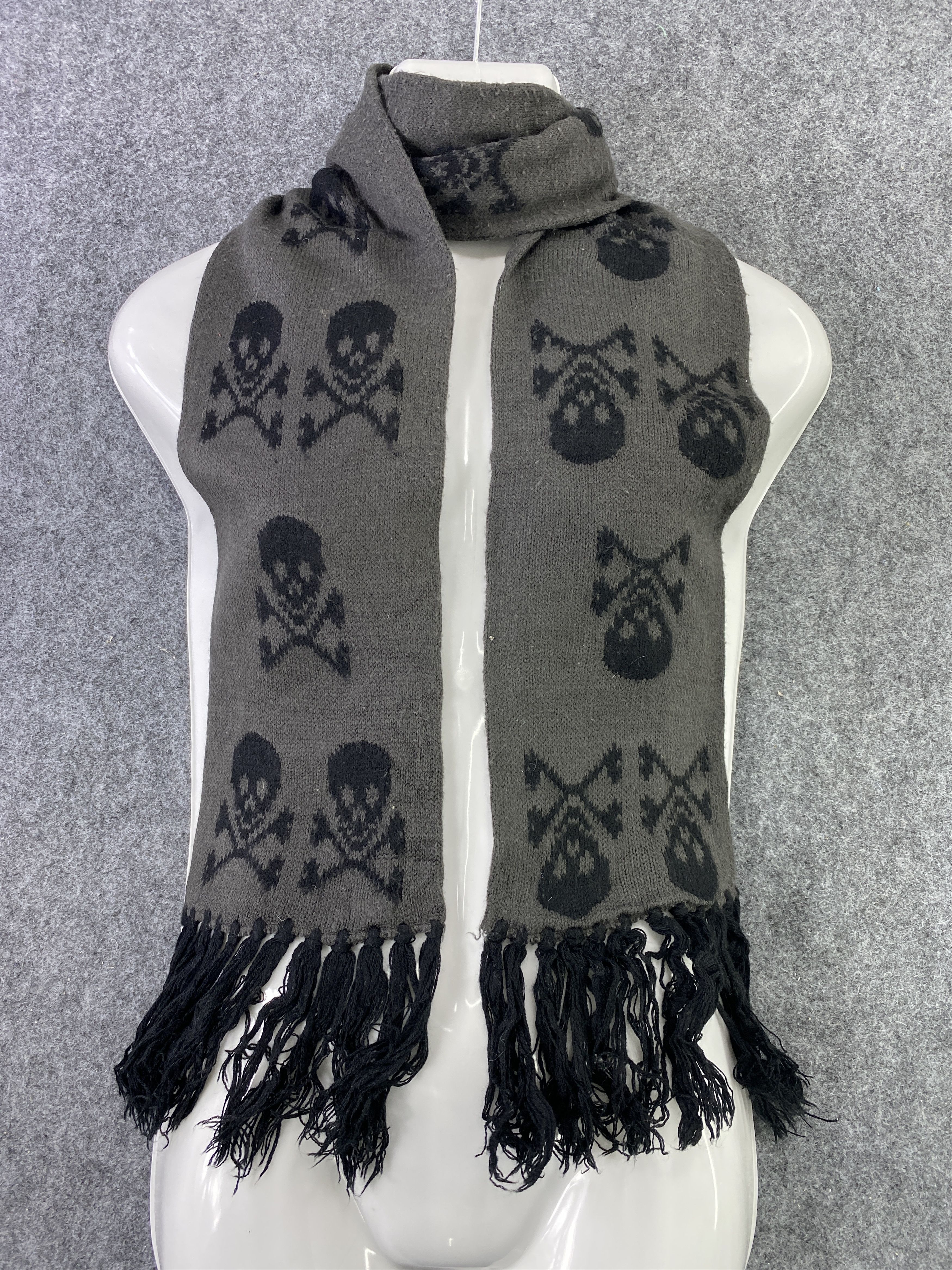 Designer Skull Scarf / Muffler / Neckwear -T369 Size ONE SIZE - 4 Thumbnail