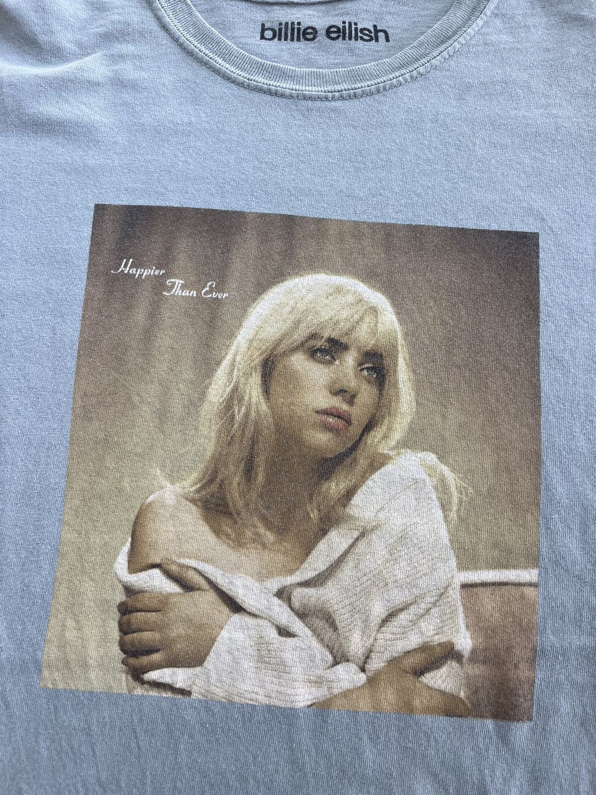Band Tees × Billie Eilish Billie Eilish Happier Than Ever Photo Tshirt Size US M / EU 48-50 / 2 - 6 Thumbnail