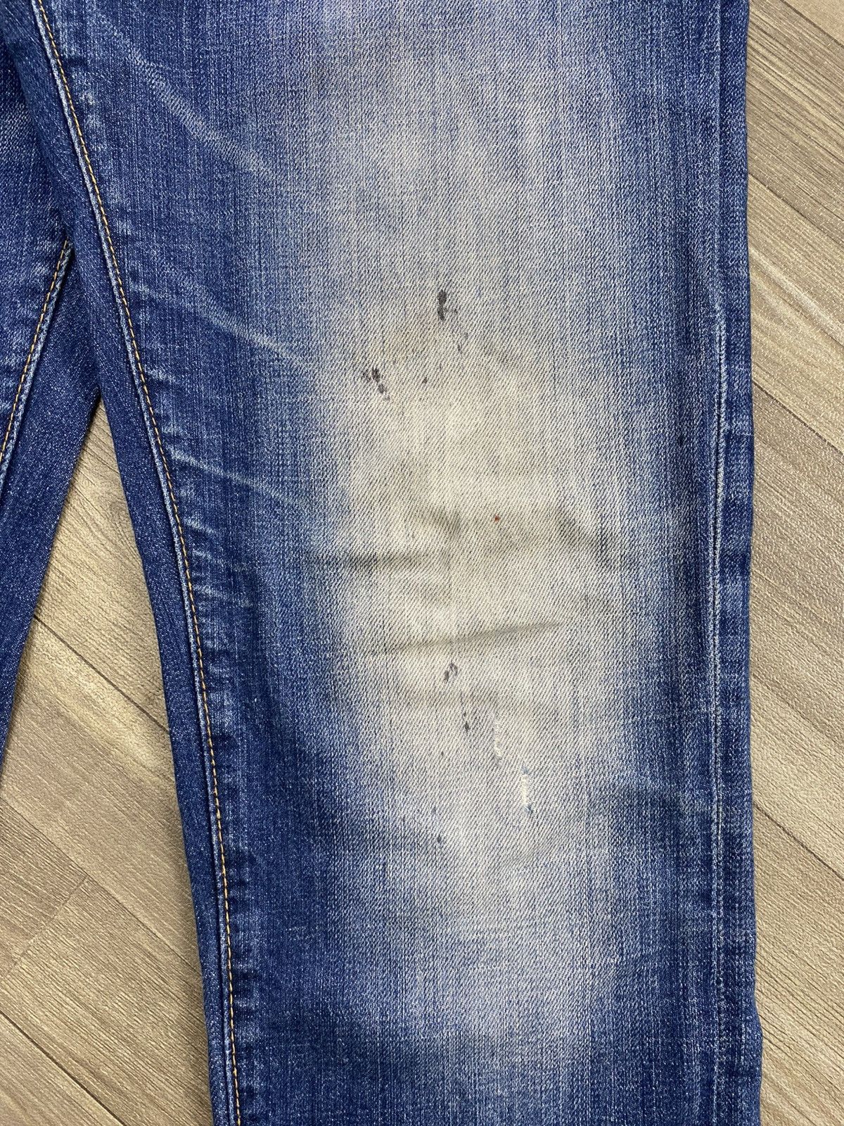 Dsquared2 2000s Dsquared2 Busted Distressed Patch Y2K Hype Faded Jeans Size US 31 - 8 Thumbnail