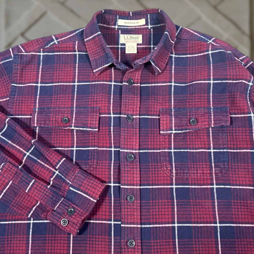 Vintage VINTAGE L.L. Bean Chamois Shirt Mens Extra Large Plaid Cotton Long Sleeve Button-Up Fall Winter Outdoor Mens Size US XL / EU 56 / 4 - 1 Thumbnail