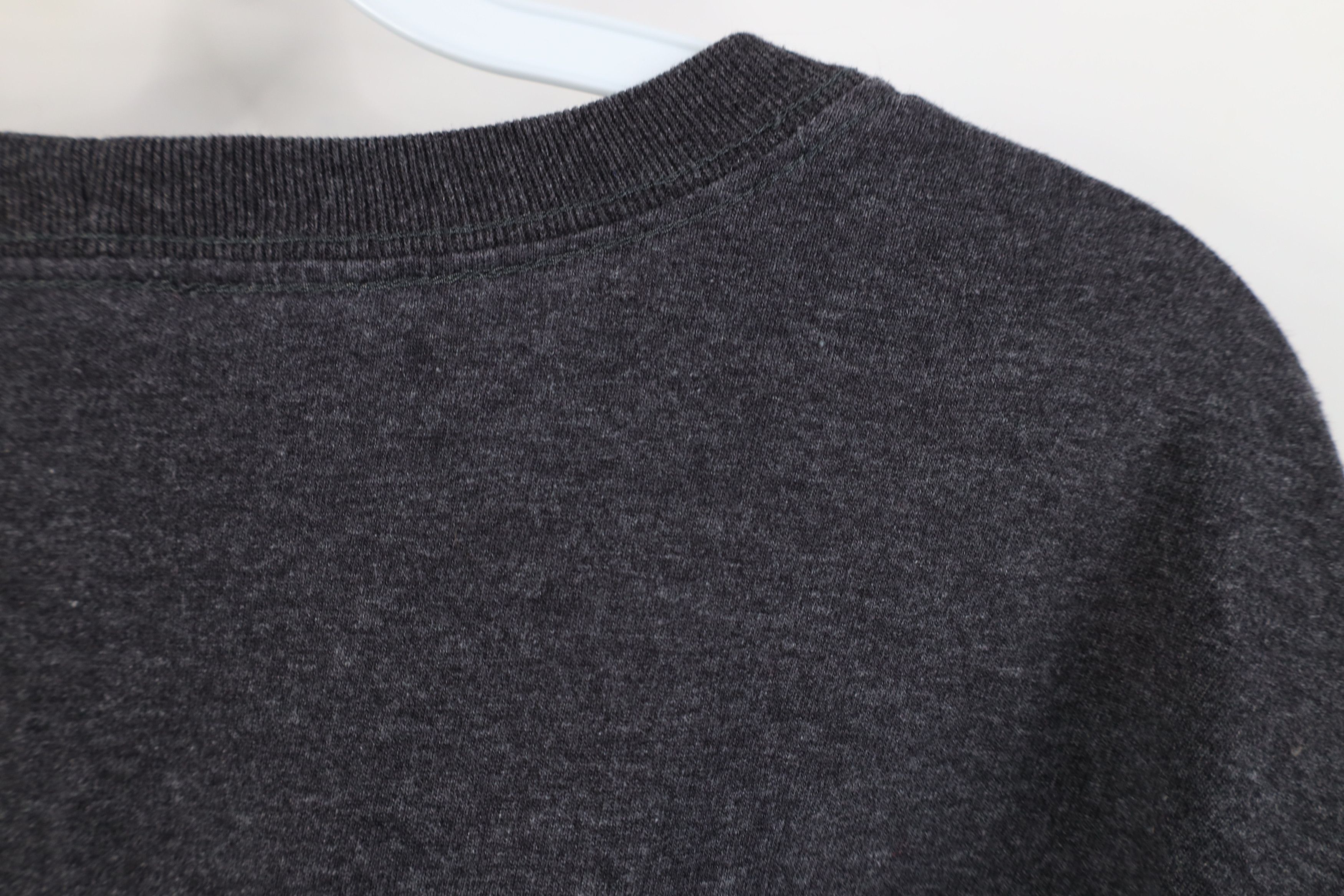 Carhartt Vintage Y2K Carhartt Heavyweight Long Sleeve Pocket T-Shirt Size US XL / EU 56 / 4 - 10 Thumbnail