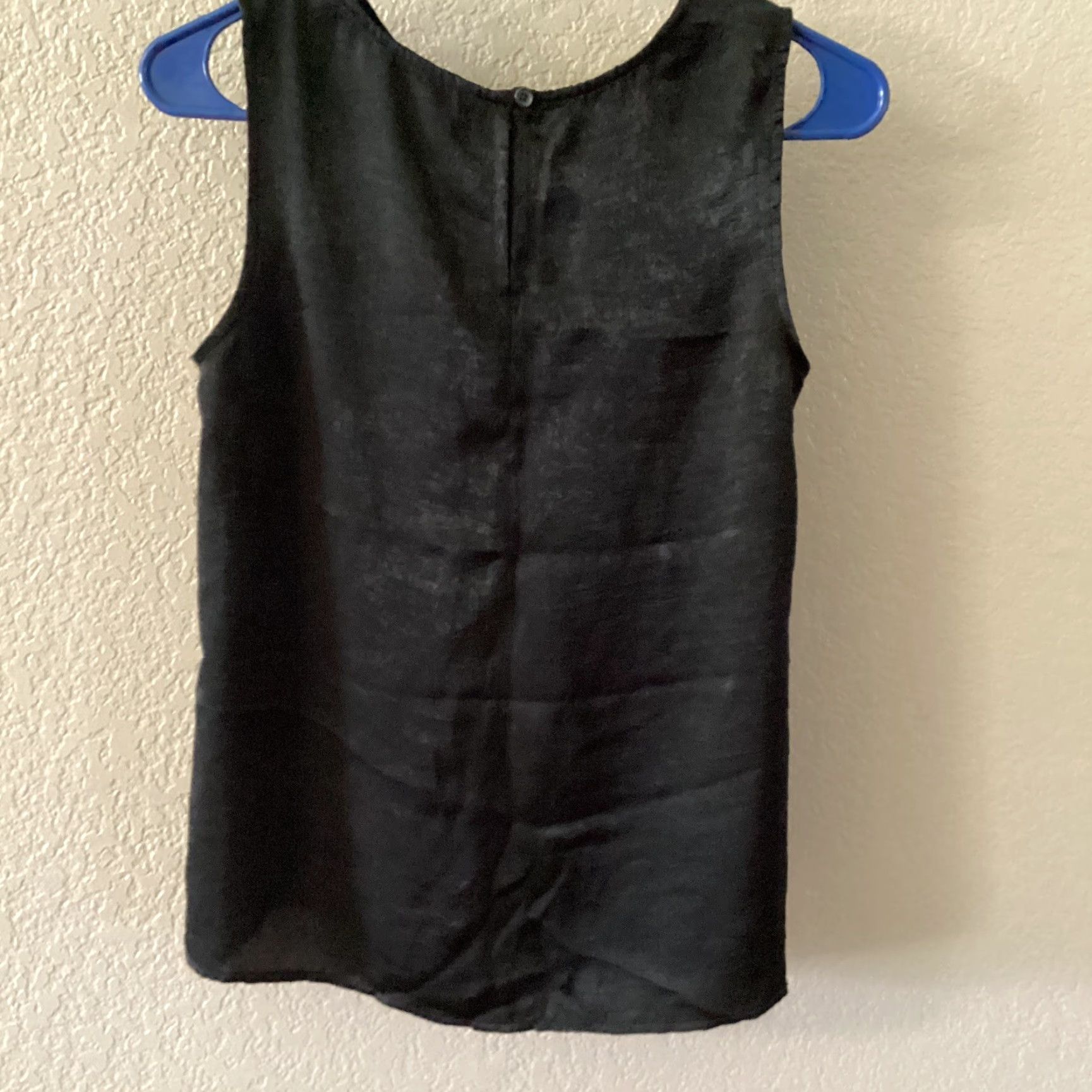 Banana Republic VINTAGE? No, Banana Republic Top Women’s Petite S Black Sleeveless Shell Blouse Capsule NWT Size S / US 4 / IT 40 - 3 Thumbnail