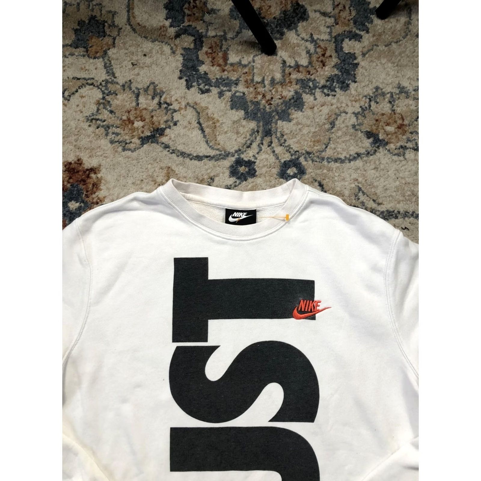 Nike Nike Sweatshirt Mens Medium White Just Do It Crewneck Pullover Black Swoosh Logo Size US M / EU 48-50 / 2 - 2 Thumbnail