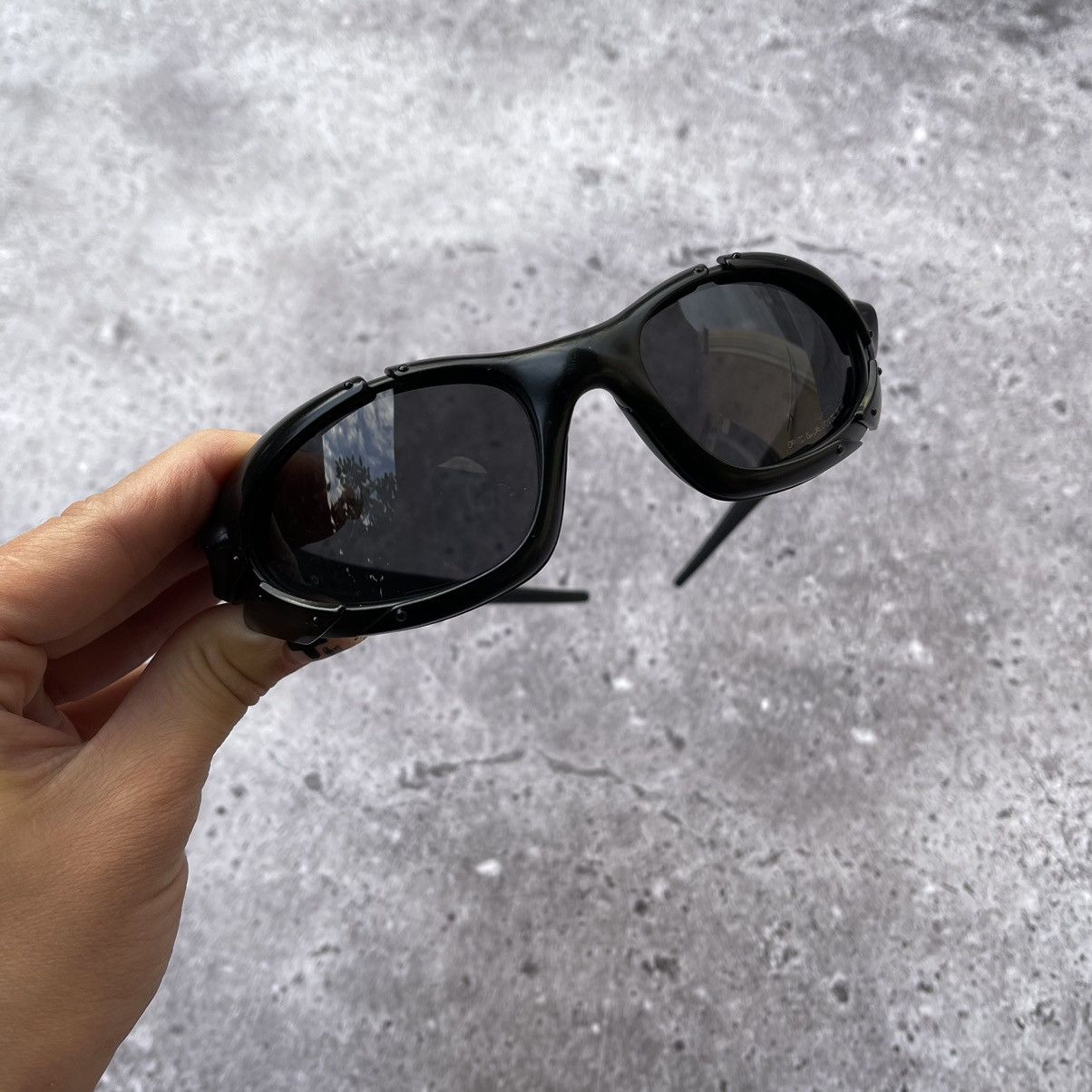 2003-2006 OAKLEY Plate ※POP UP先行販売商品です。 POP UP STORE in KOENJI 日程  1/3(金)-1/5(日) 11:00-20:00 場所 SISETU 東京都杉並区高円寺南2-48-6 #oakley  #oakleysunglasses