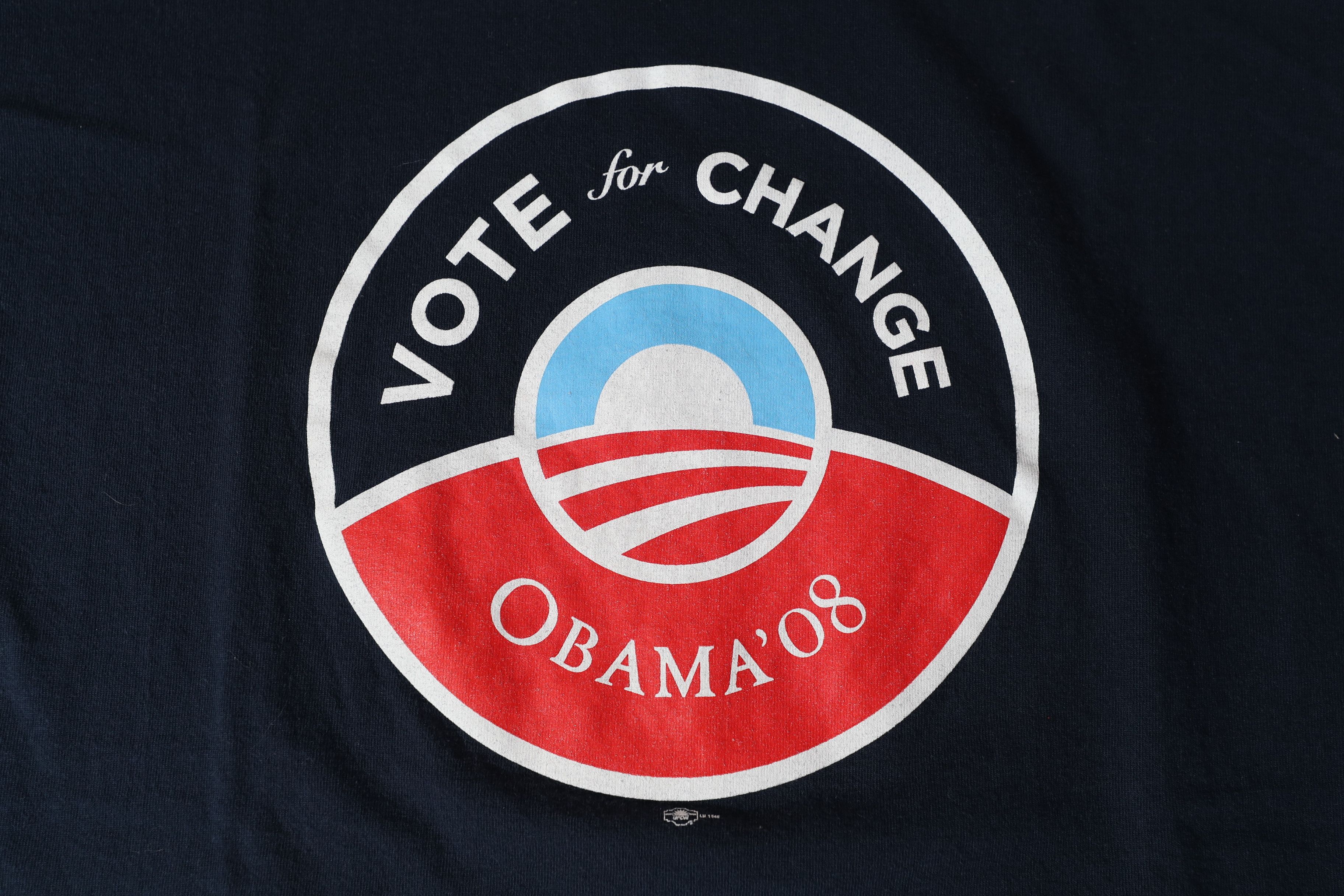 Vintage Vote For Change Obama 2008 Campaign Tee (XL) Size US XL / EU 56 / 4 - 9 Thumbnail