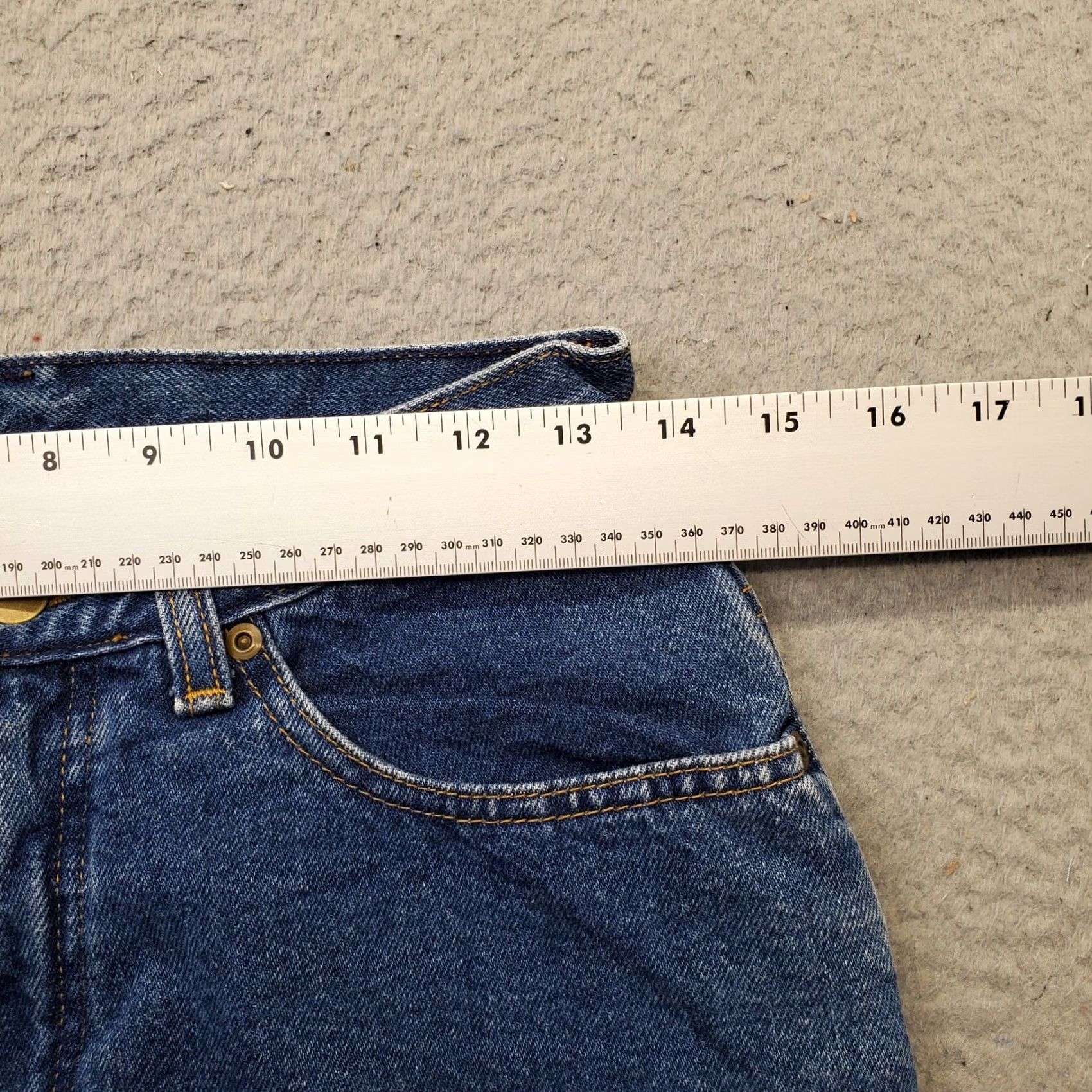 Vintage L.L. Bean Jeans Women 6P Blue Denim Fleece Lined Relaxed Straight Leg 5-Pocket Design Size 6P Womens Jeans Size 28" / US 6 / IT 42 - 6 Thumbnail