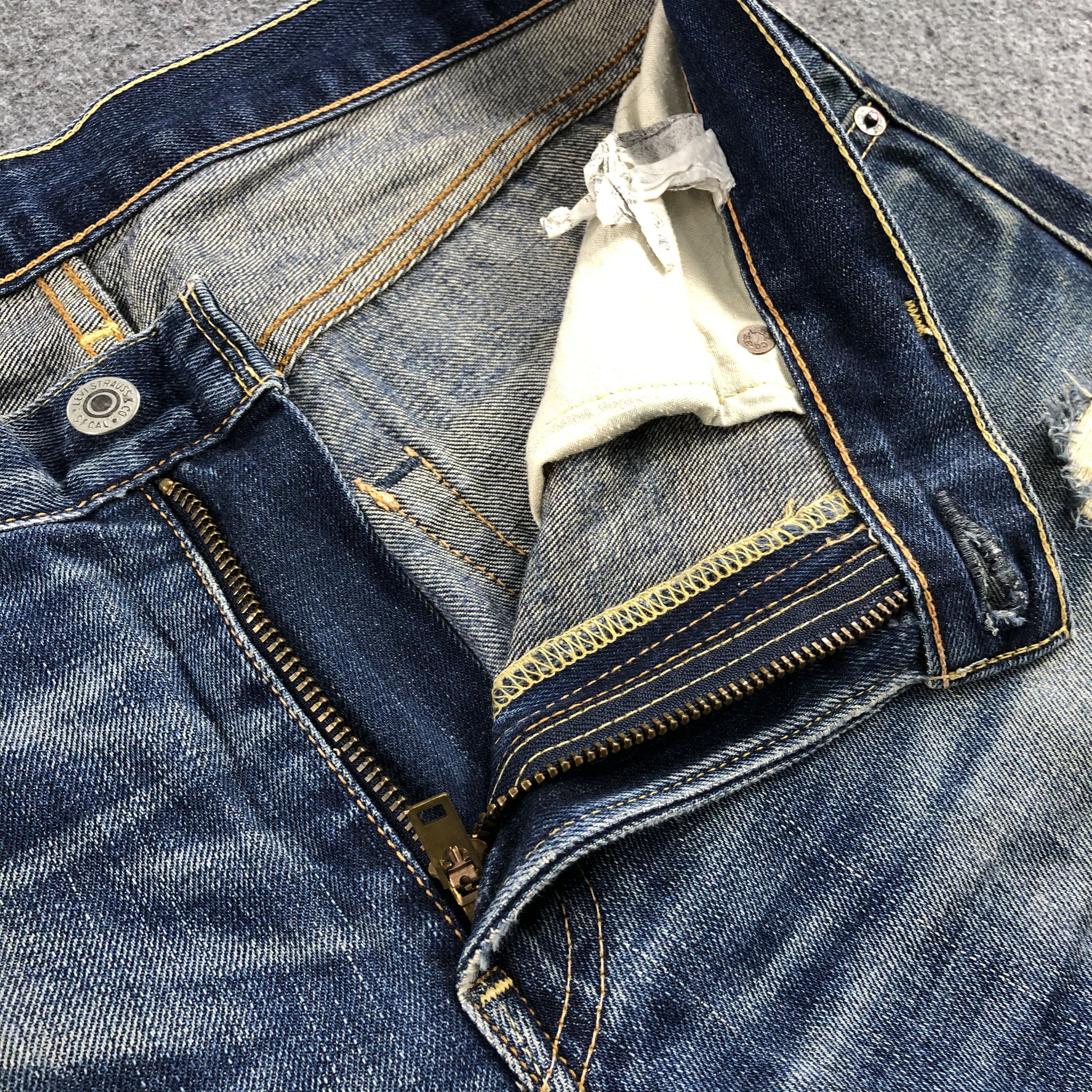 Levi's Vintage Blue Wash Levis 502 Jeans-J1913 Size US 34 / EU 50 - 10 Thumbnail