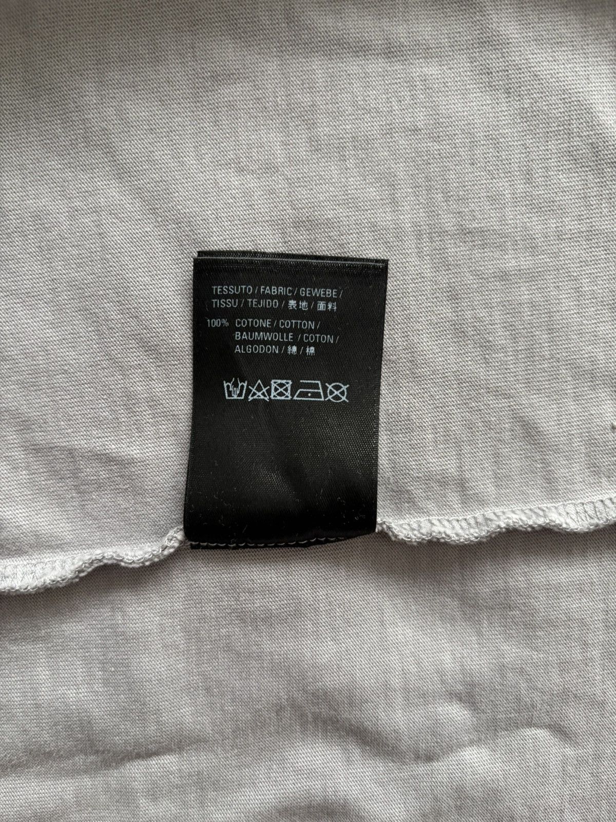 Balenciaga Balenciaga Blurred Logo Distressed Tee Size US M / EU 48-50 / 2 - 7 Thumbnail