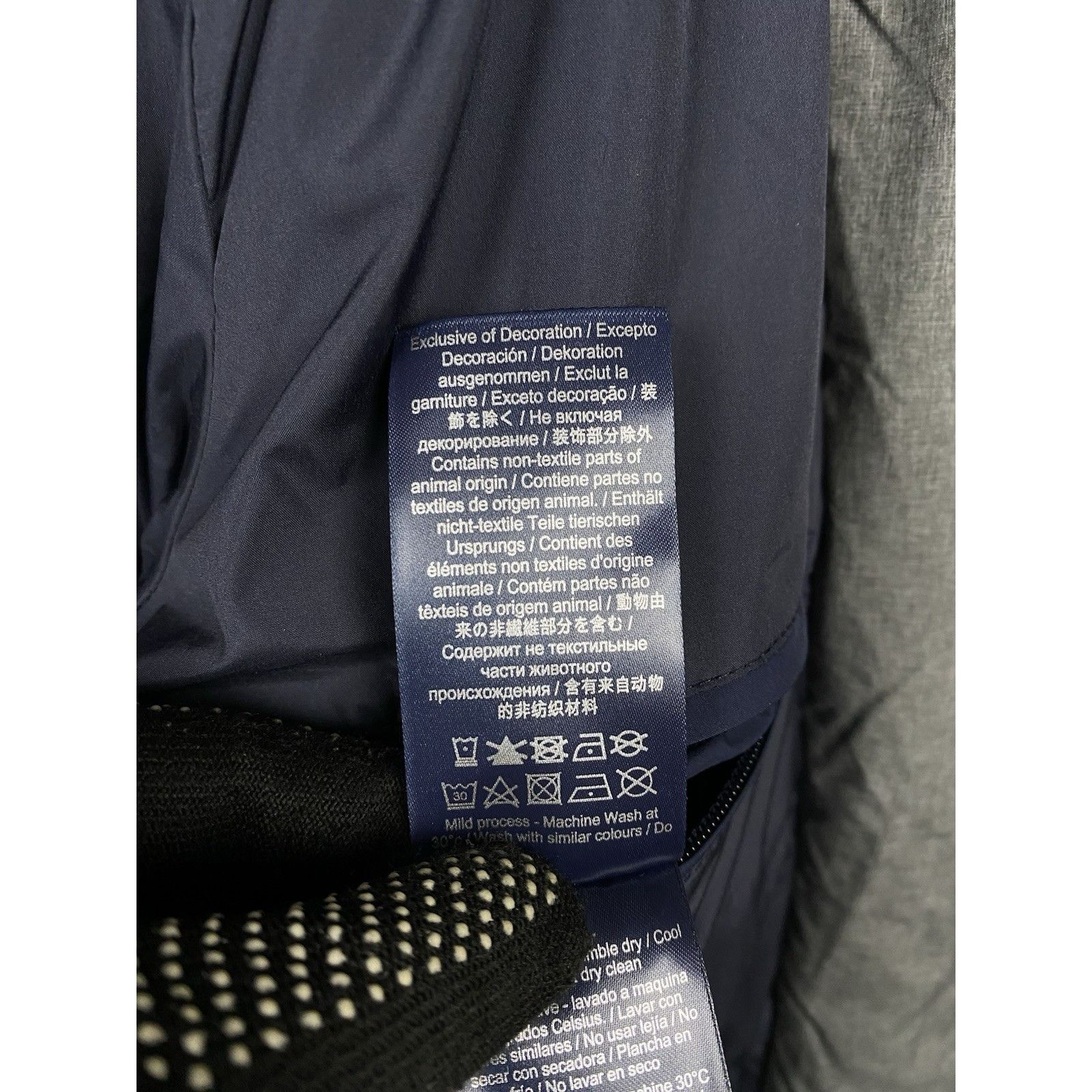 Hackett Hackett London Men's Blue Quilted Lined Insulated Waterproof Size US XL / EU 56 / 4 - 13 Thumbnail