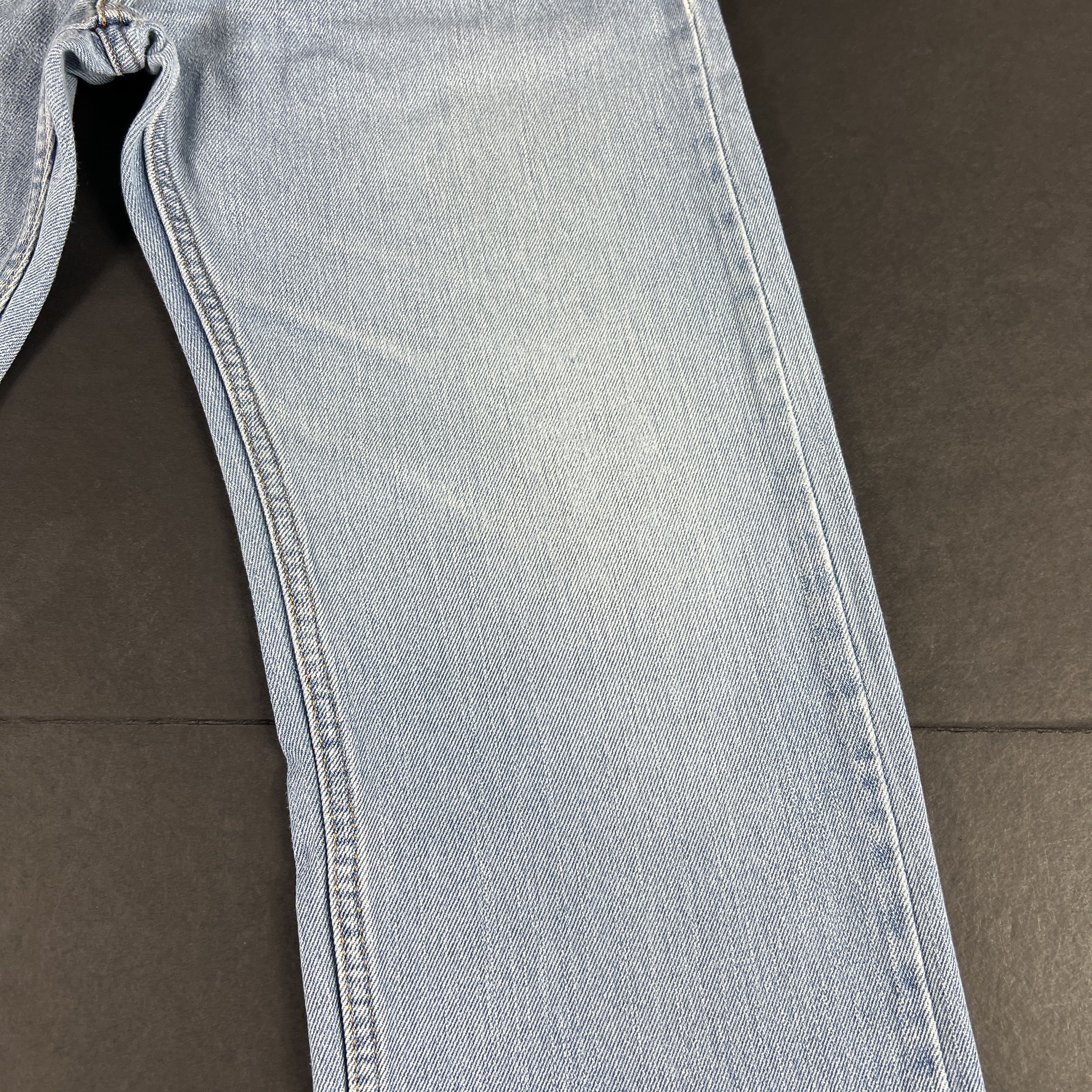 Levi's Levi's Jeans 505 Straight Leg Light Blue Distressed Denim Size US 35 - 5 Thumbnail