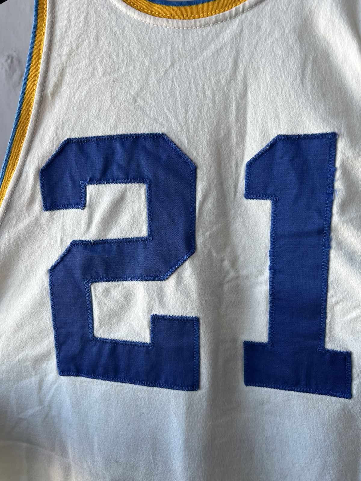 Vintage RARE! 70’S NCAA UCSD SAN DIEGO #21 SPARTAN BASKETBALLJERSEY Size US S / EU 44-46 / 1 - 13 Thumbnail