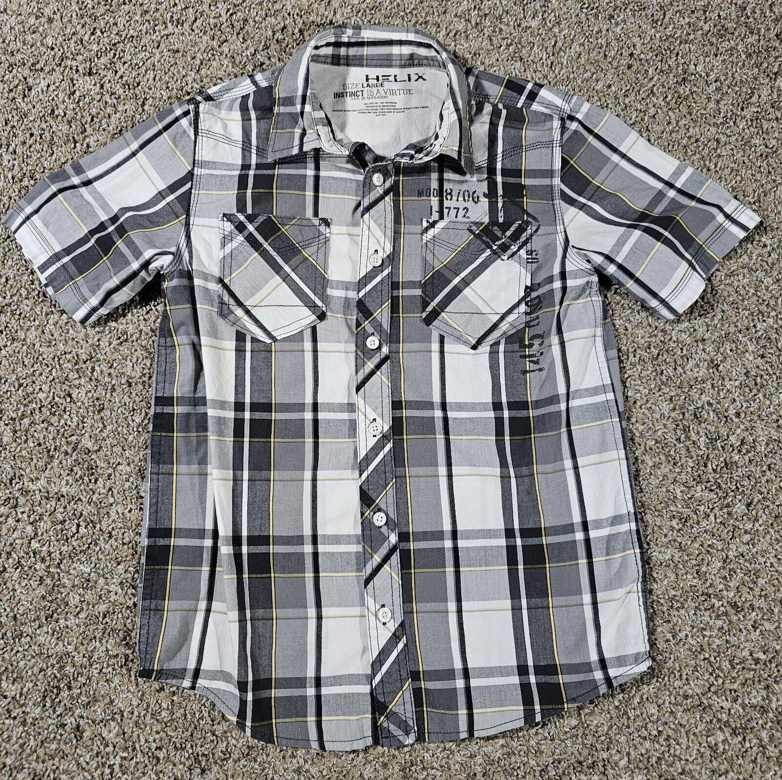 Helix Helix Mens Short Sleeve L double Pocket Plaid Gray Size US L / EU 52-54 / 3 - 1 Thumbnail