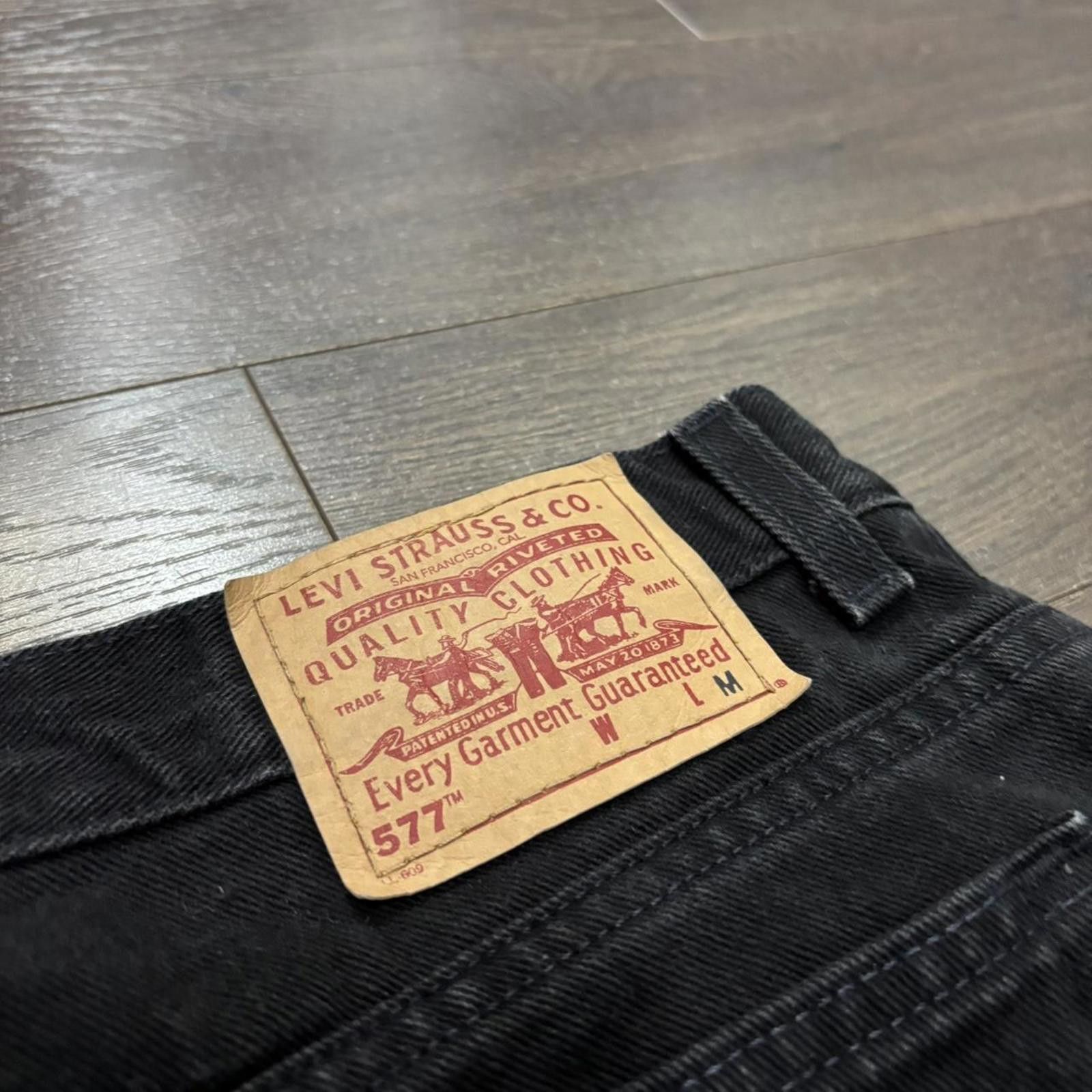 Levi's vintage made in USA black Levi’s 577 lower rise loose jeans Size US 36 / EU 52 - 5 Thumbnail