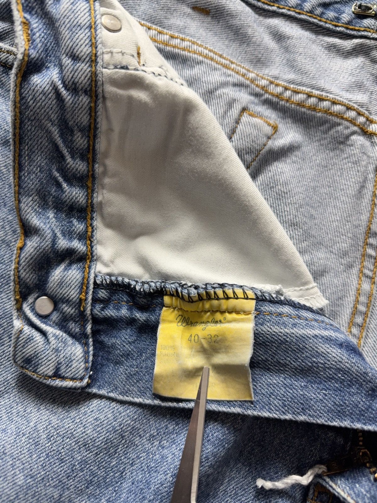 Wrangler 90s Wrangler USA Vintage Light Wash Straight Leg Jeans Size US 37 - 14 Thumbnail
