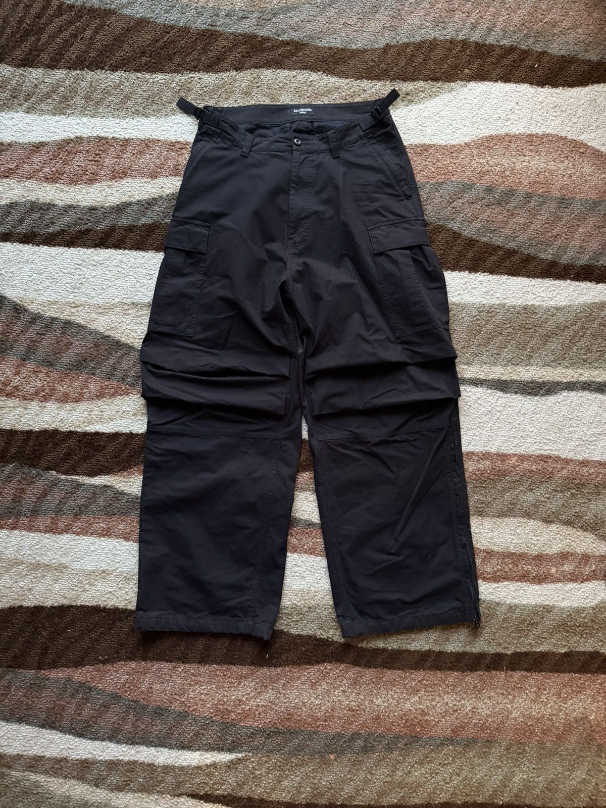 NWOT Balenciaga Cargos w Zipper flare
