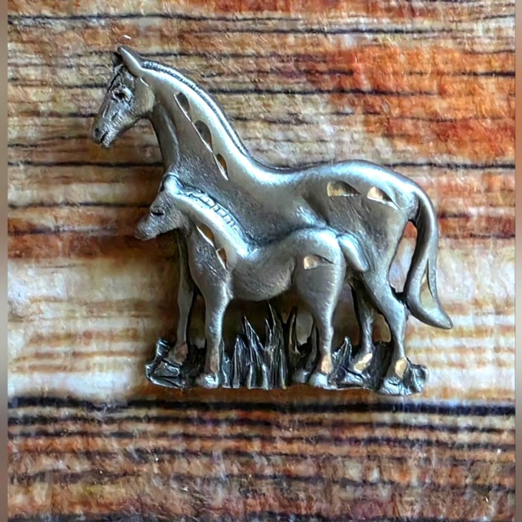 PT Torino Torino Vintage Pewter Horse Necklace, Earrings and Brooch Size ONE SIZE - 3 Thumbnail