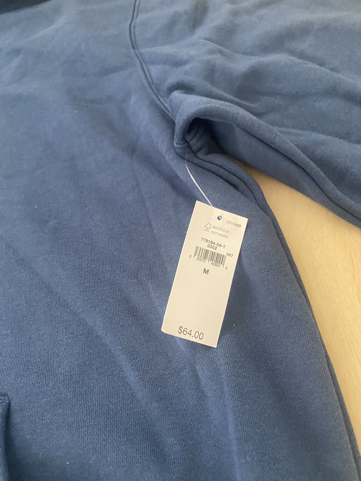 Disney × Gap Gap X Disney Collab Hoodie (Rare) - size M Size US M / EU 48-50 / 2 - 5 Thumbnail