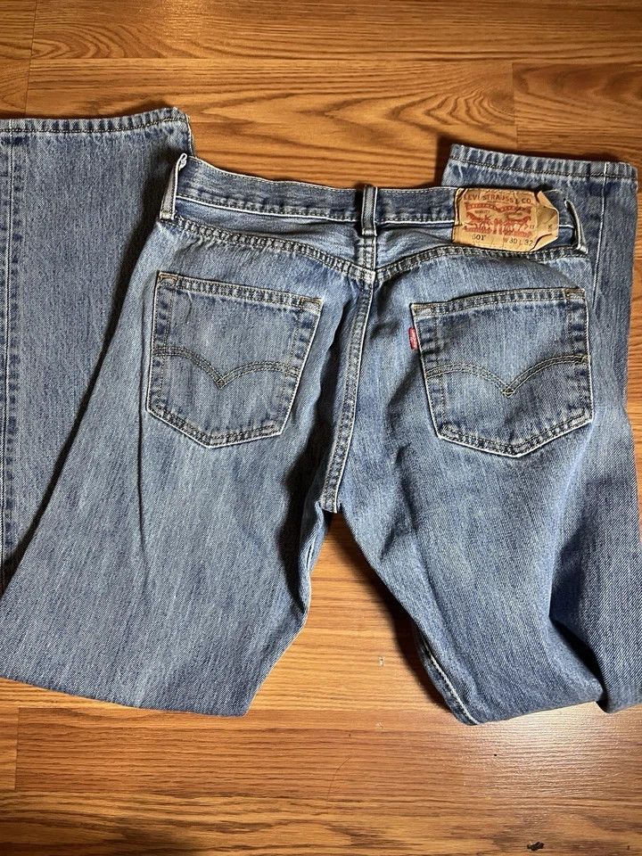 Levi's Levi's Jeans 30X32 Buttonfly Size US 30 / EU 46 - 3 Thumbnail