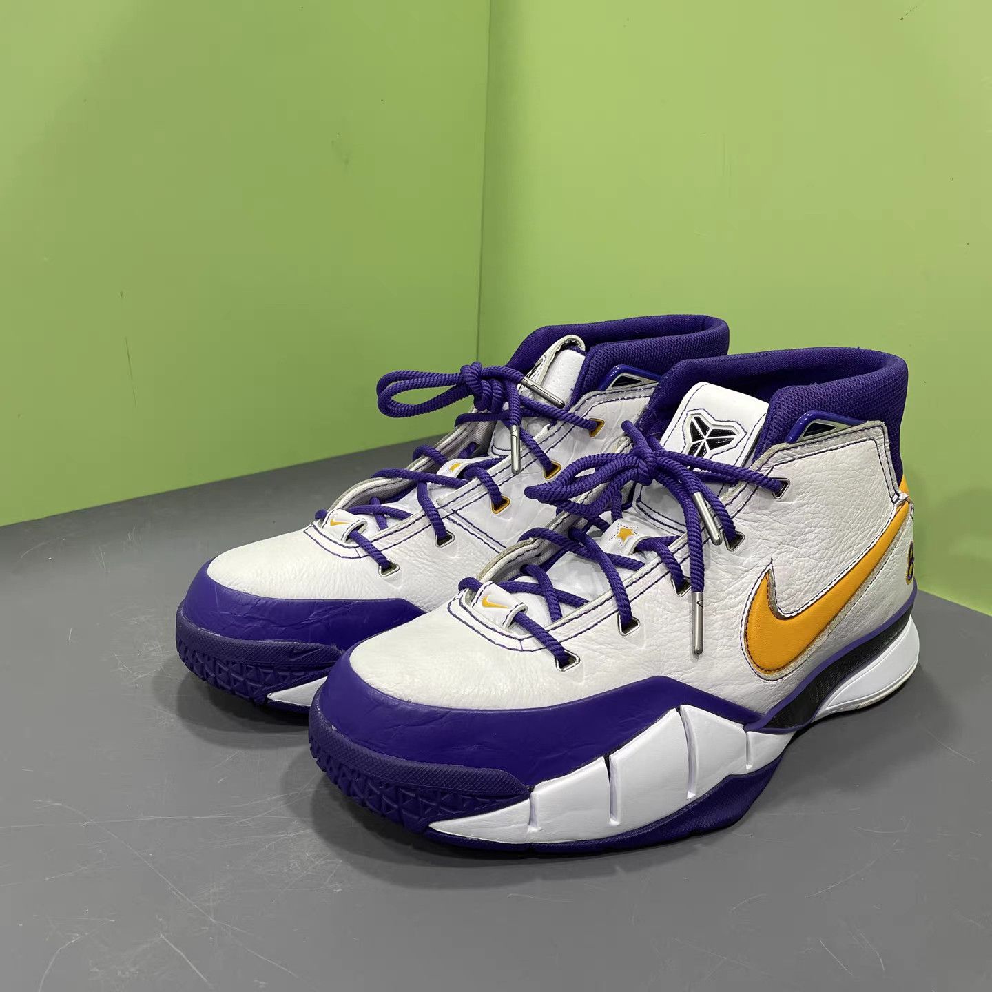 Nike Nike Kobe 1 Protro Tinker 16 Lakers K15 Size US 9.5 / EU 42-43 - 1 Thumbnail