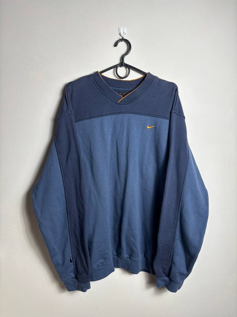 Nike Vintage 90's Nike Baggy Swoosh Cotton Sweatshirt Size US L / EU 52-54 / 3 - 1 Thumbnail