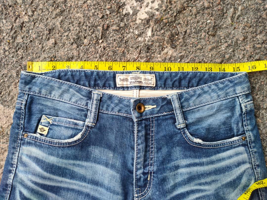 Japanese Brand VINTAGE JAPANESE FADED BLUE JEANS DENIM PANTS Size US 31 - 6 Thumbnail