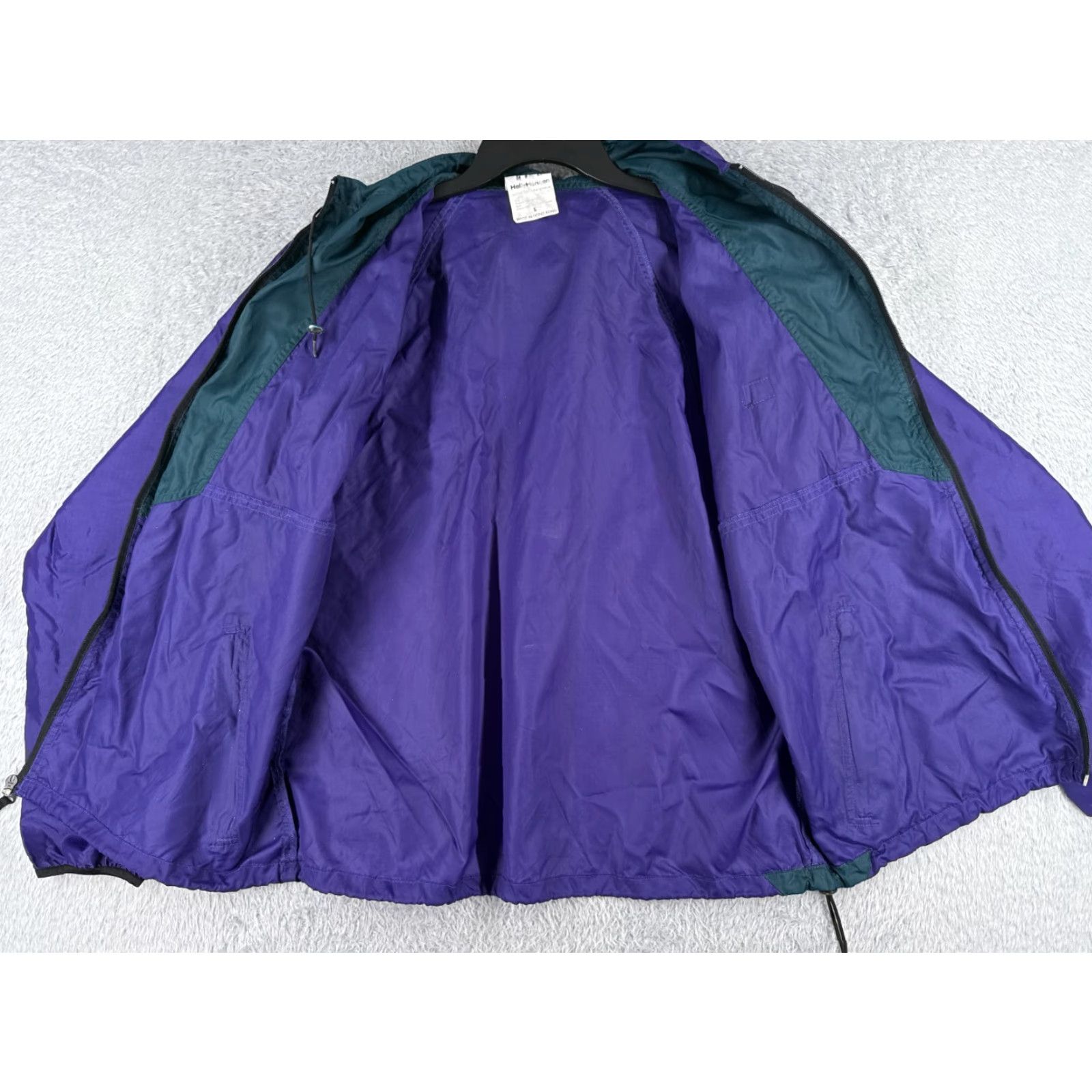 Helly Hansen VINTAGE Helly Hansen Jacket Windbreaker Adult Small Purple Nylon Shell Hooded Men's Regular Windbreaker Purple 34 in Solid Shell 90s Theme Mens Size US S / EU 44-46 / 1 - 2 Thumbnail
