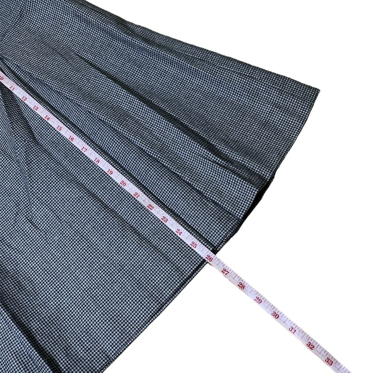 Burberry × Vintage Vintage 90s Burberrys Pleated Skirt Size 25" / US 0 / IT 36 - 12 Thumbnail
