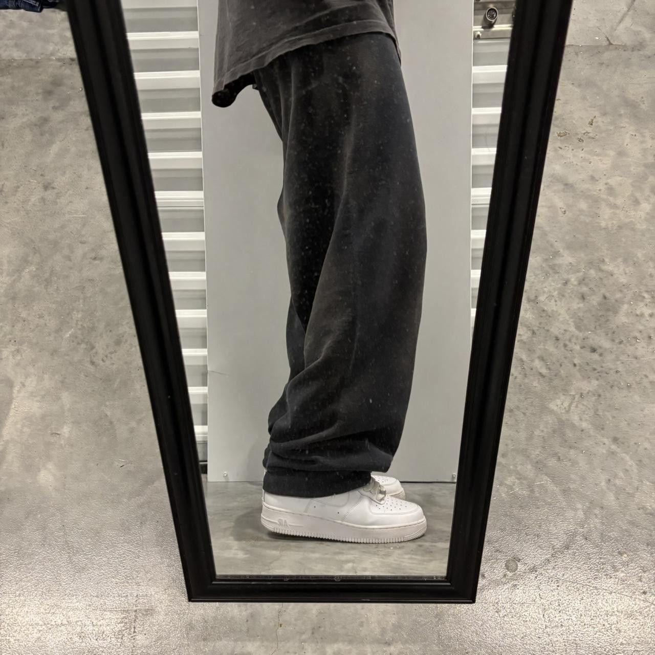 Japanese Brand × Vintage Crazy Vintage 90s Faded Black Skater Essential Sweatpants! Size US 30 / EU 46 - 2 Thumbnail