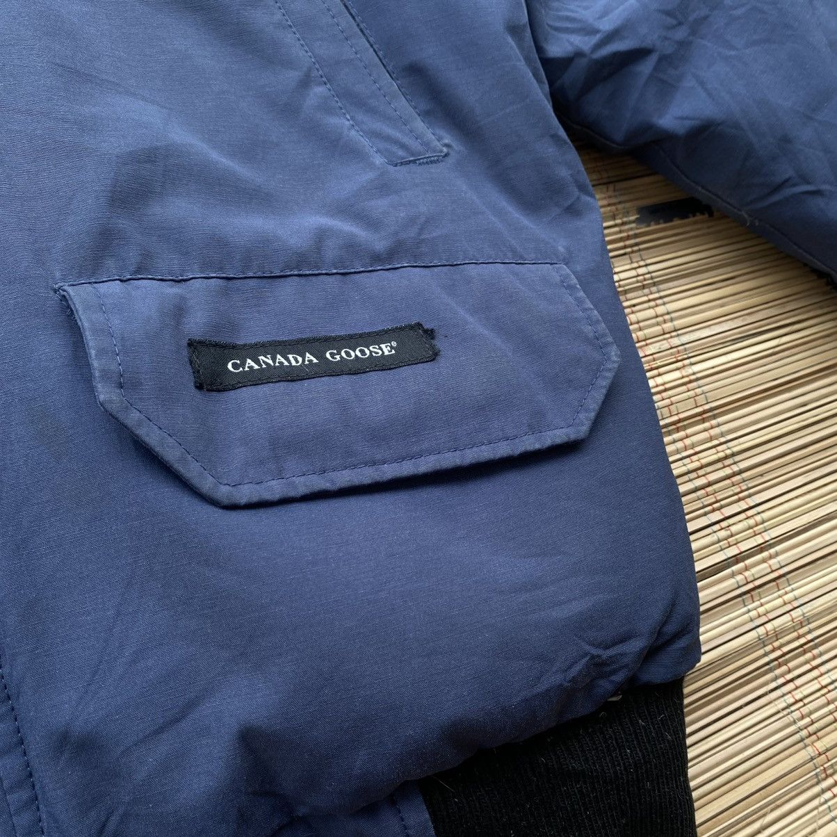 Canada Goose Canada Goose Feather Jacket Size US M / EU 48-50 / 2 - 3 Thumbnail