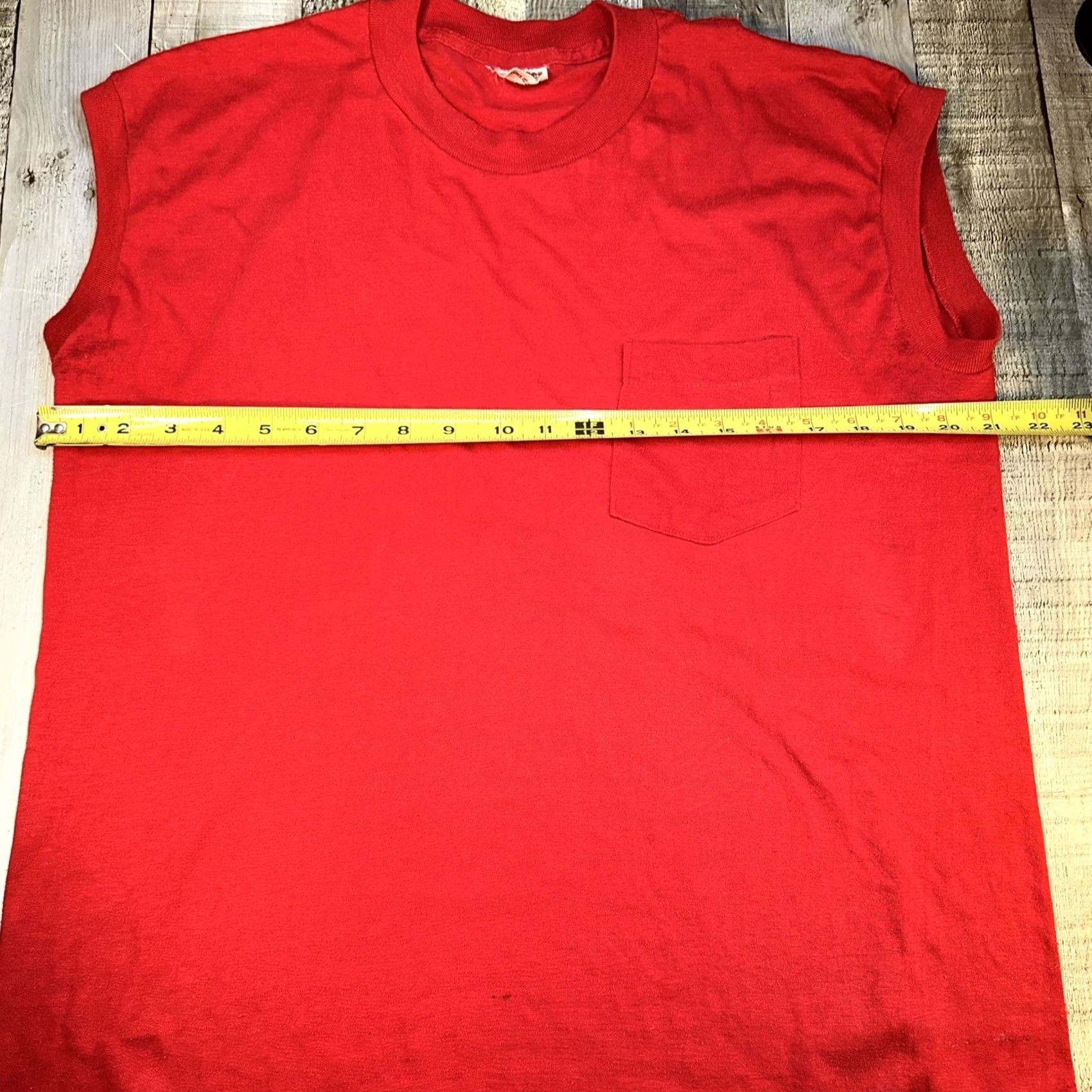 McGregor Vintage Mcgregor 80’s Blank Muscle Tee Sleeveless Pocket Tee Red T-Shirt XL Men Sleeveless Pocket 80s Mens Red Size US XL / EU 56 / 4 - 5 Thumbnail