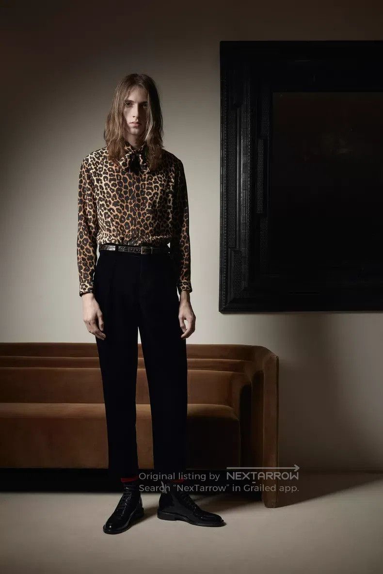 Saint Laurent Paris Saint Laurent Paris size 39 Silk Caramel Leopard Print Bow Size US S / EU 44-46 / 1 - 6 Thumbnail