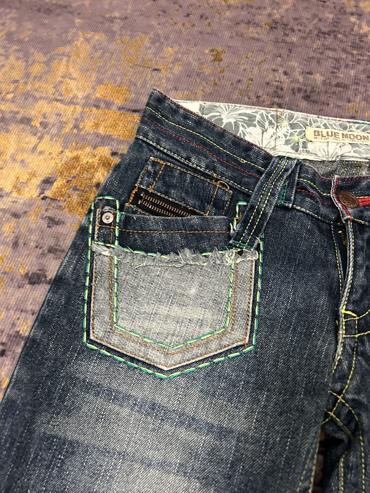 Japanese Brand Blue Moon Blue Buckle Back Flower Jeans Size US 29 - 10 Thumbnail