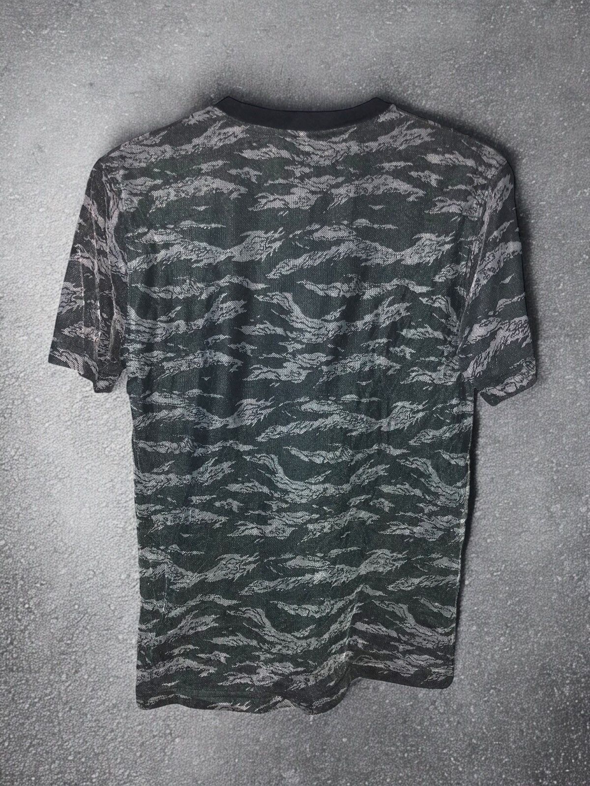 Japanese Brand Street Gear WARNING Biohazard Mesh Tribal Layered T-Shirt Size US L / EU 52-54 / 3 - 3 Thumbnail