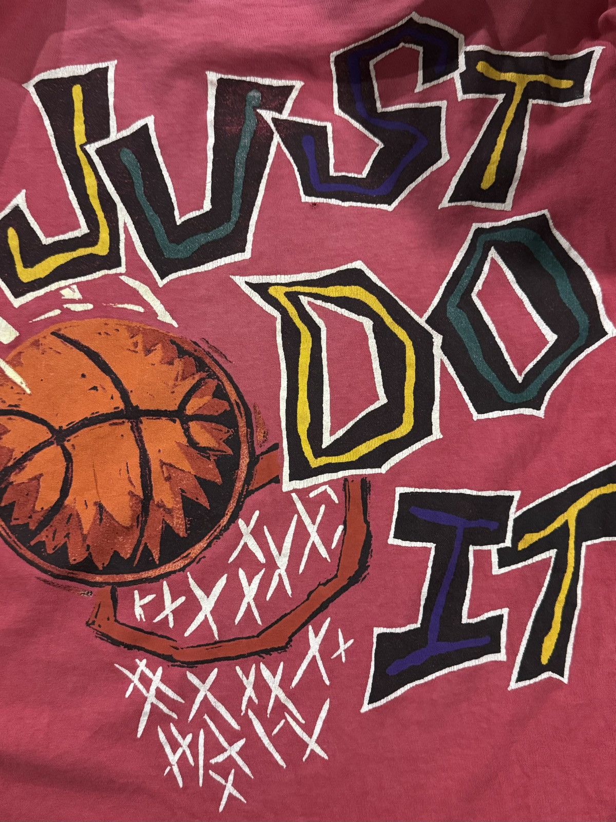 Nike Vintage Rare 90s Nike Basketball T-Shirt Distressed Fit Size US M / EU 48-50 / 2 - 8 Thumbnail