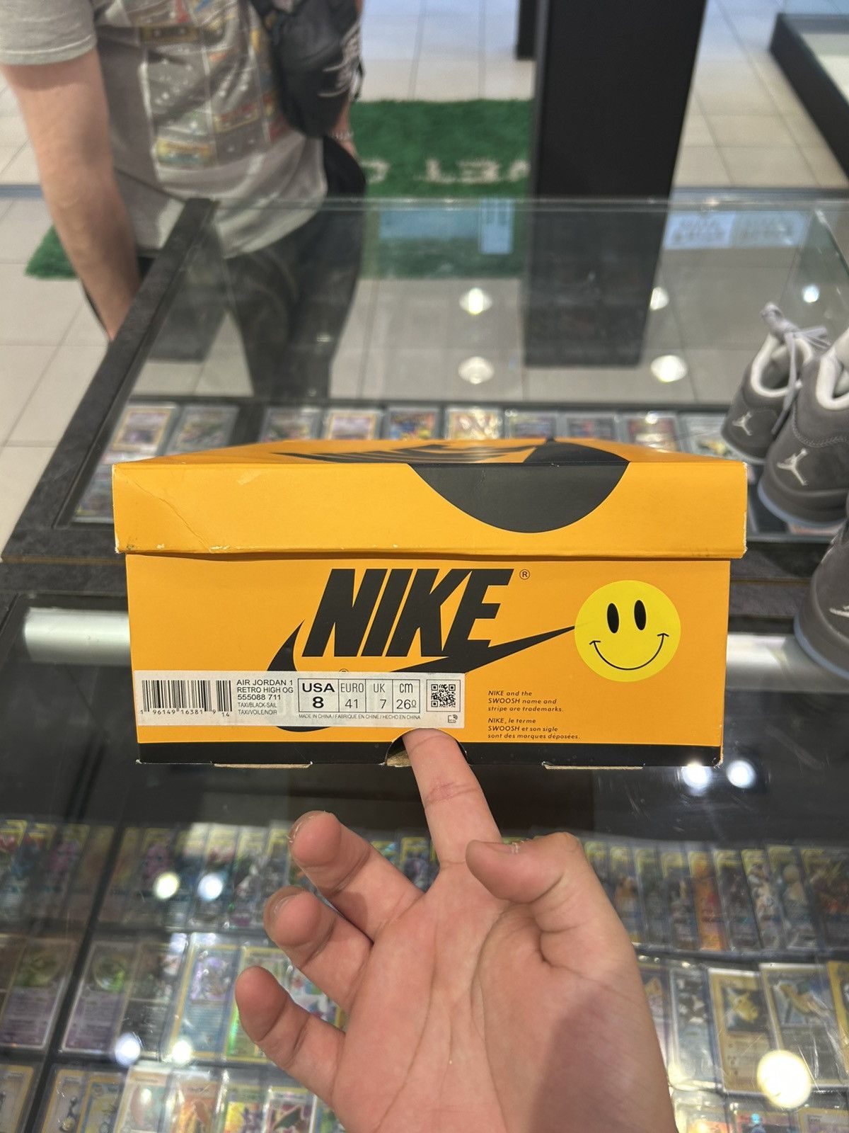 Jordan Brand Jordan 1 retro Taxi 2022 Size US 8 / EU 41 - 12 Thumbnail