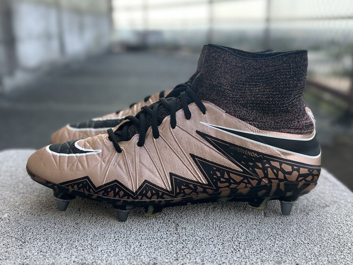 Nike NIKE HYPERVENOM PHANTOM II SG-PRO ELITE SOCCER BOOTS US 9 Size US 9 / EU 42 - 3 Thumbnail