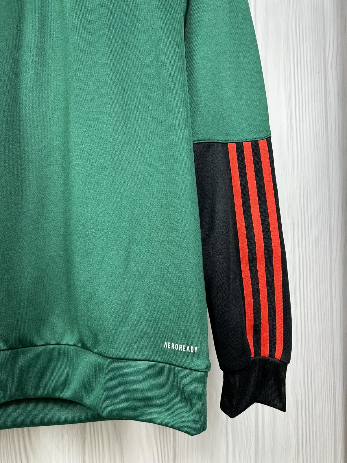 Adidas Adidas Manchester United 23/24 Training Hoodie Size S Size US S / EU 44-46 / 1 - 5 Thumbnail