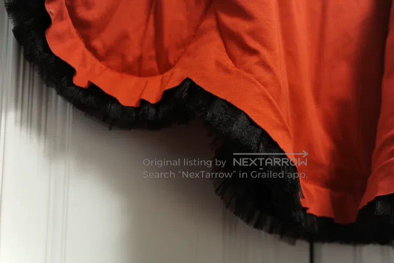 Comme des Garcons Comme Des Garcons Red Asymmetric Top Size S / US 4 / IT 40 - 2 Thumbnail