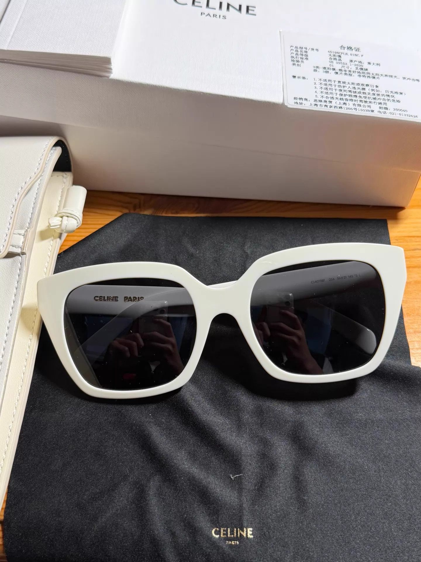 Celine Celine white sunglasses Size ONE SIZE - 2 Thumbnail