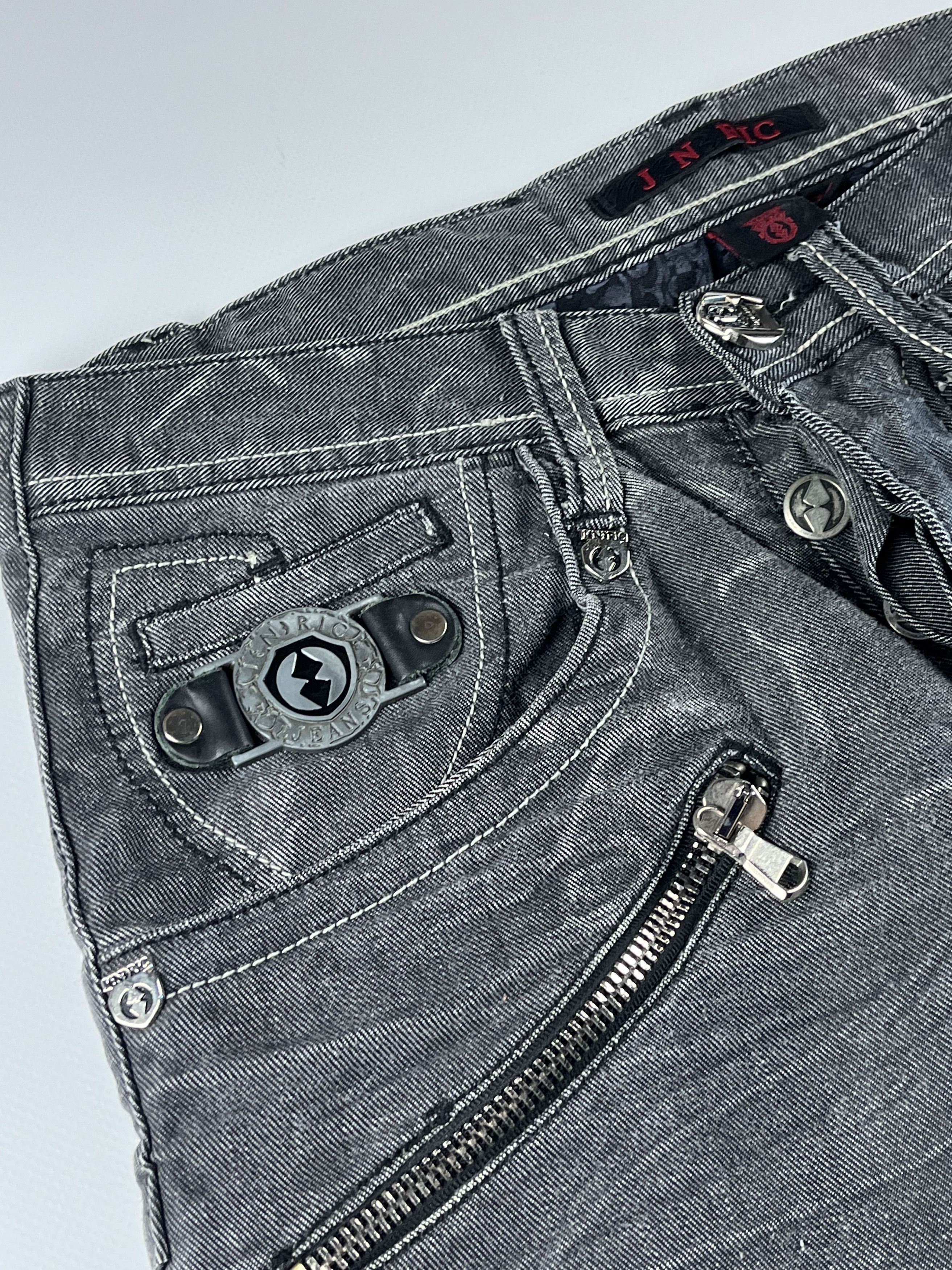 Japanese Brand Rare Avantgarde Vintage Faded Jean Size US 31 - 8 Thumbnail