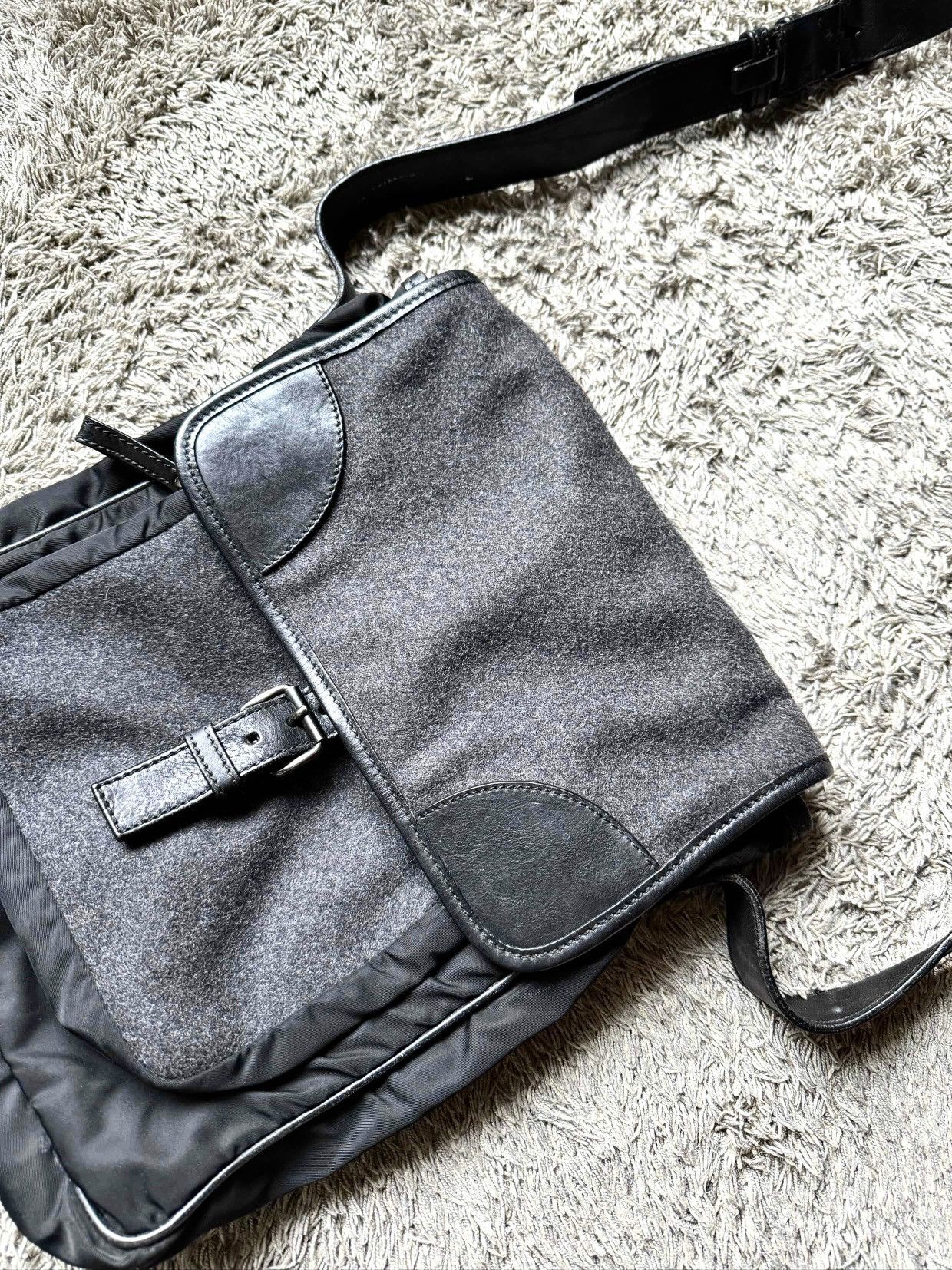 Miu Miu MIU MIU CROSS BODY MESSENGER SHOULDER BAG Size ONE SIZE - 20 Thumbnail