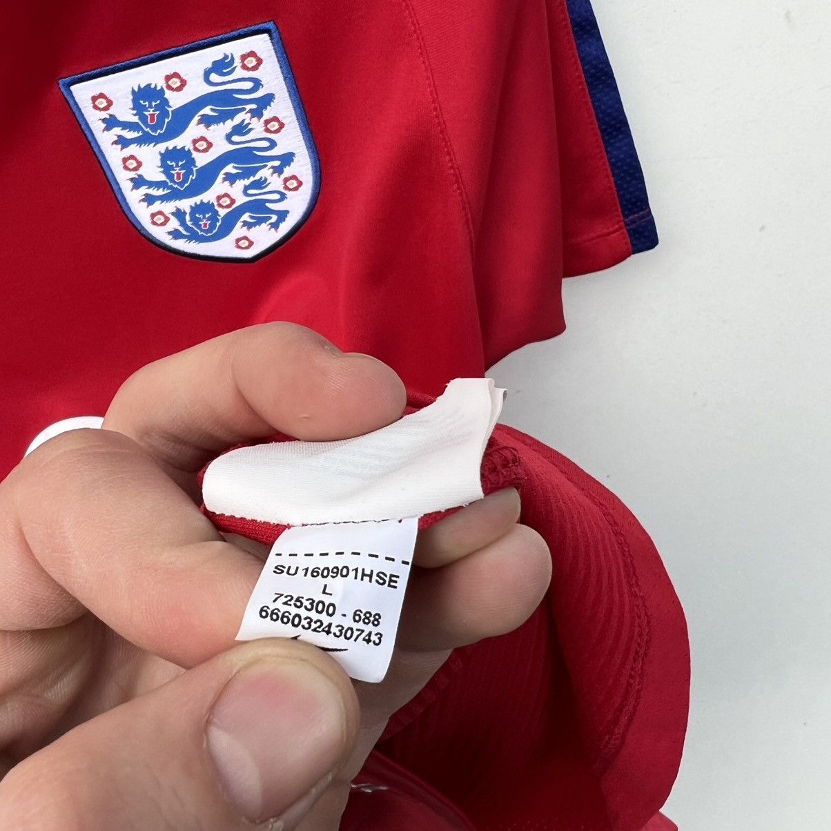 Nike England 2016 Nike Football t shirt soccer jersey Size US L / EU 52-54 / 3 - 6 Thumbnail